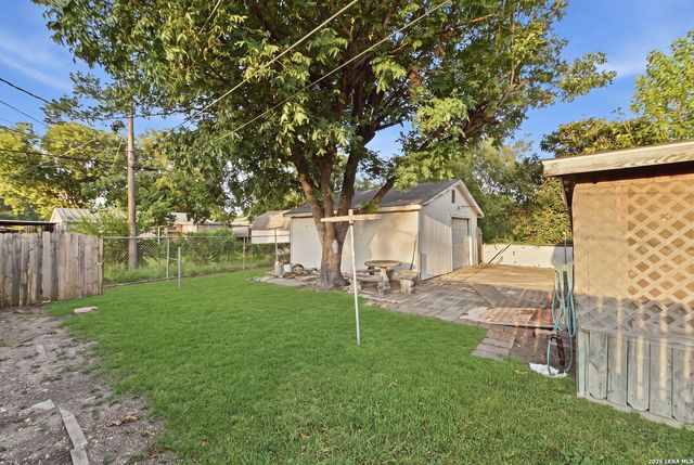 1022 CERALVO ST, San Antonio, TX 78207