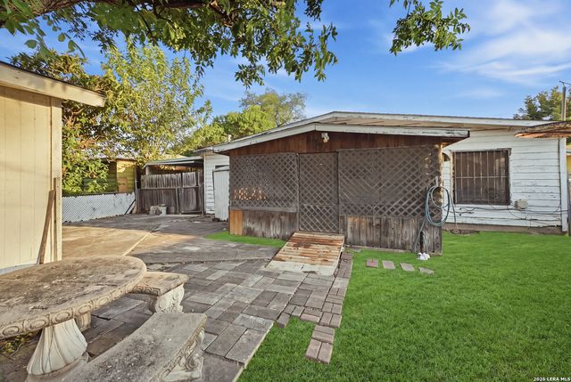 1022 CERALVO ST, San Antonio, TX 78207