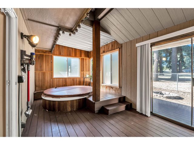 14504 Ne 32ND St, Vancouver, WA 98682