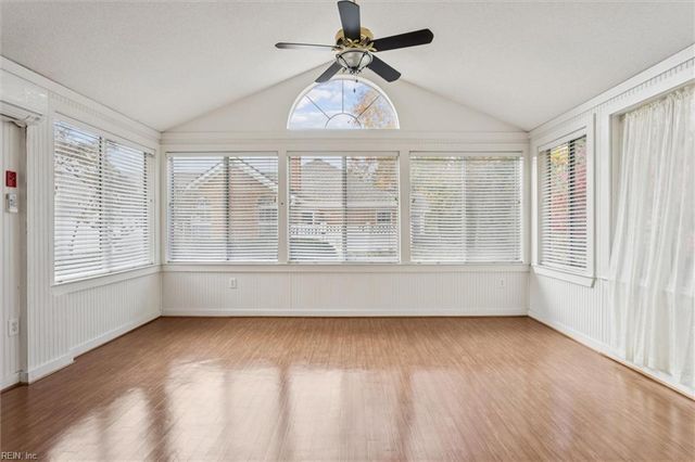 230 Timberline LOOP, Yorktown, VA 23692