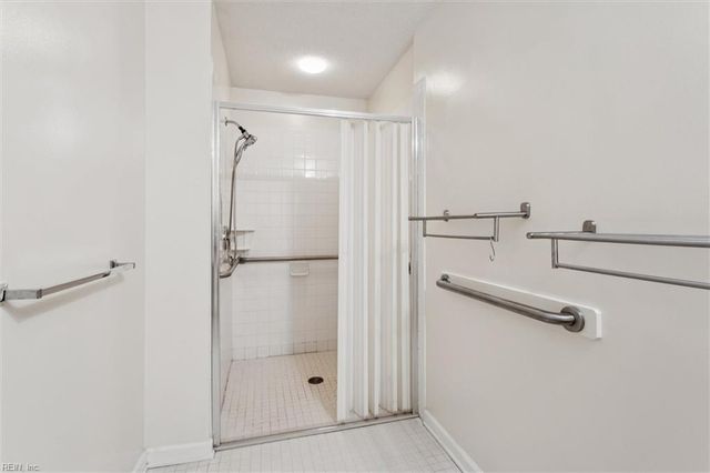 230 Timberline LOOP, Yorktown, VA 23692