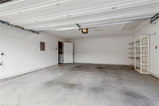 230 Timberline LOOP, Yorktown, VA 23692