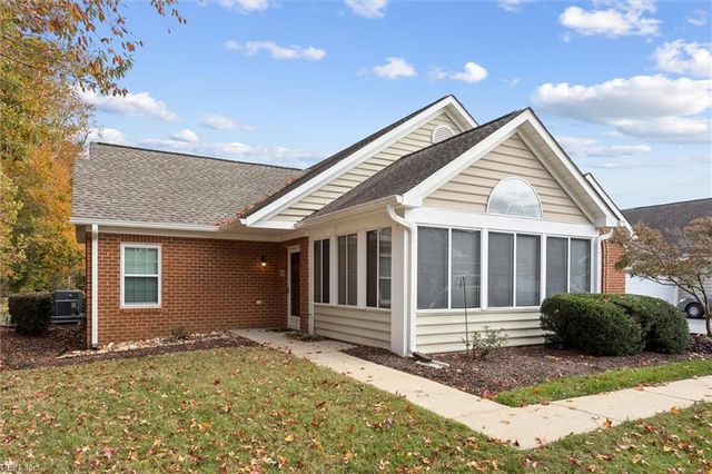 230 Timberline LOOP, Yorktown, VA 23692