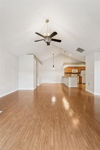 230 Timberline LOOP, Yorktown, VA 23692