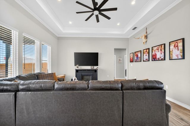 2113 S County Rd 1055, Midland, TX 79706