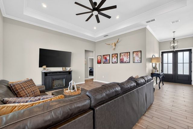 2113 S County Rd 1055, Midland, TX 79706