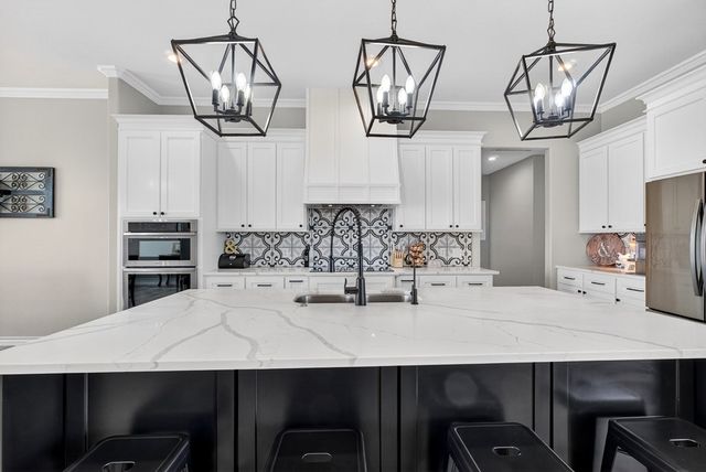 2113 S County Rd 1055, Midland, TX 79706