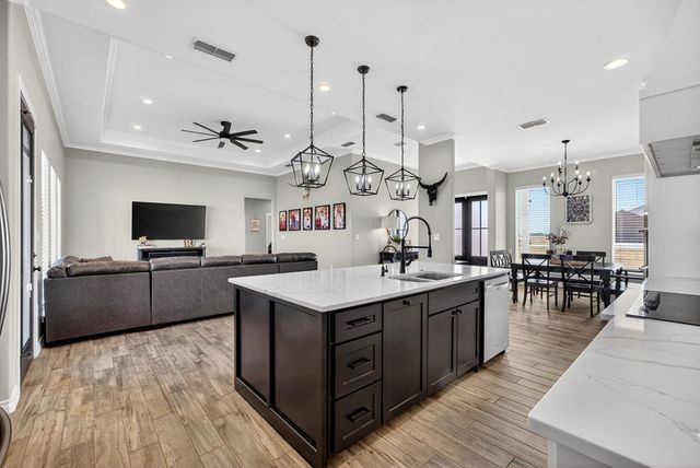 2113 S County Rd 1055, Midland, TX 79706