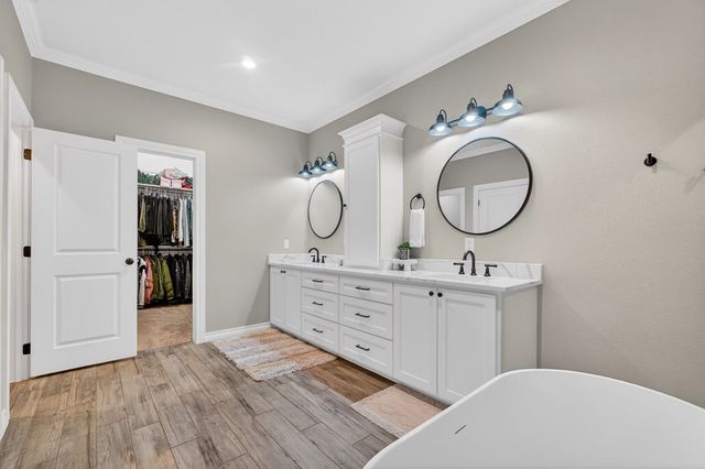 2113 S County Rd 1055, Midland, TX 79706