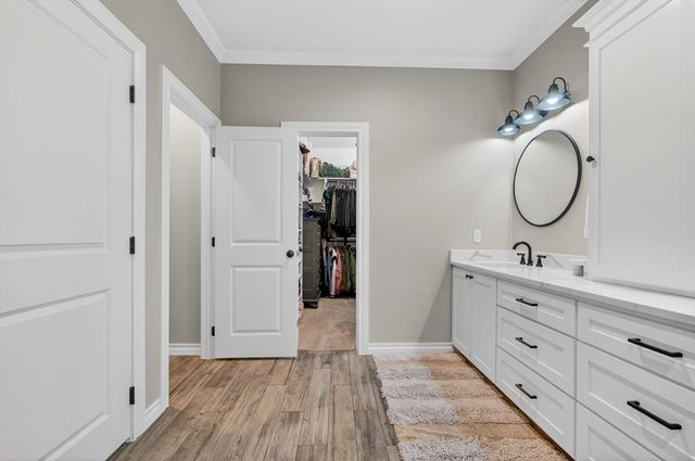 2113 S County Rd 1055, Midland, TX 79706