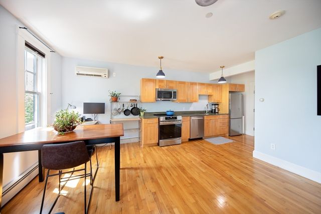 432 Norfolk Street 4G, Somerville, MA 02143