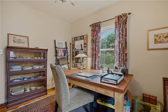 30 Boulevard, Middletown, RI 02842
