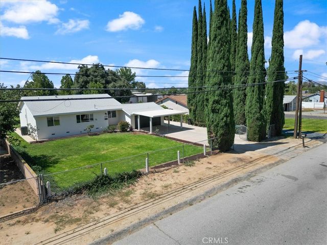 34385 Avenue H, Yucaipa, CA 92399