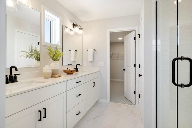 11517 202nd Street W, Lakeville, MN 55044