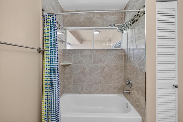 3239 NW 44th Street 3, Oakland Park, FL 33309