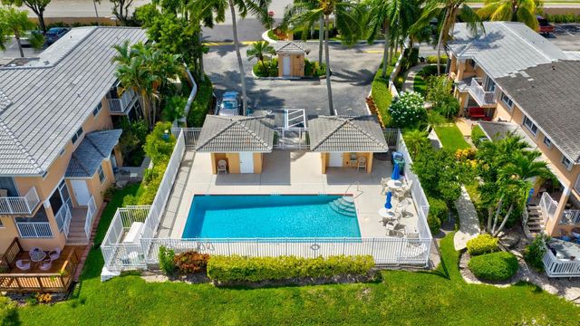 3239 NW 44th Street 3, Oakland Park, FL 33309