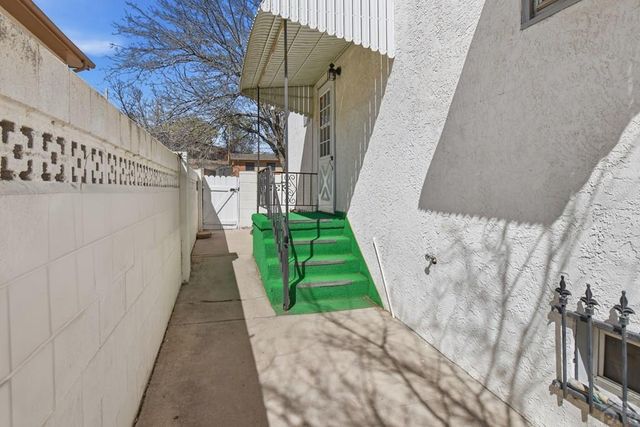 1624 E 15th St, Pueblo, CO 81001