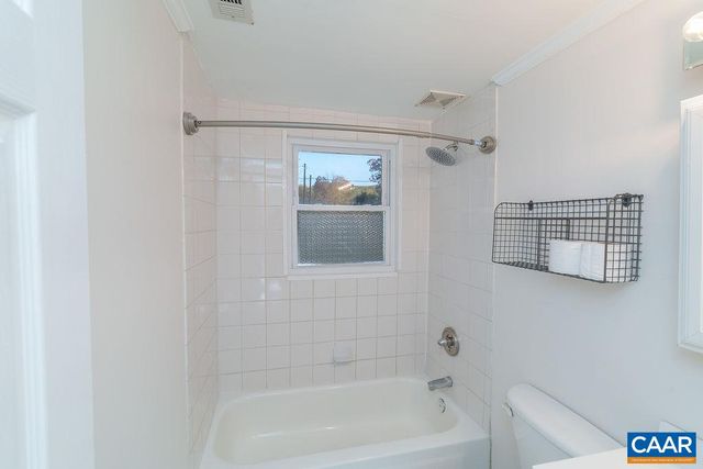 1428 2ND ST, Waynesboro, VA 22980