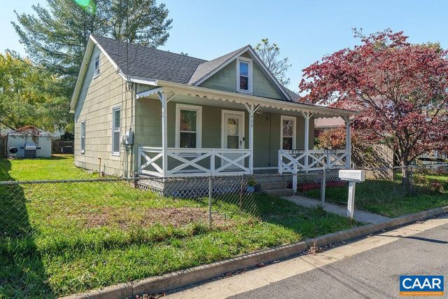 1428 2ND ST, Waynesboro, VA 22980