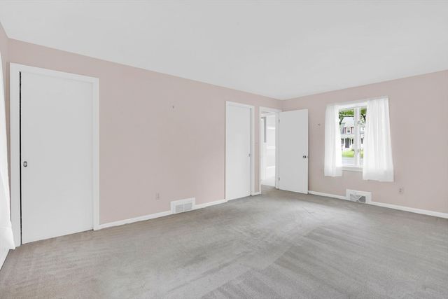 135 Rogers Avenue, West Springfield, MA 01089