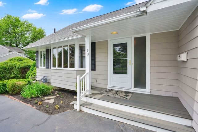 135 Rogers Avenue, West Springfield, MA 01089