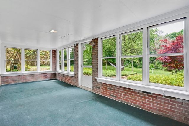 135 Rogers Avenue, West Springfield, MA 01089