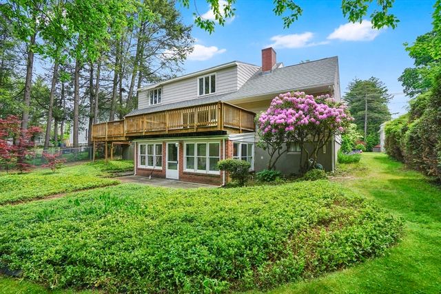 135 Rogers Avenue, West Springfield, MA 01089