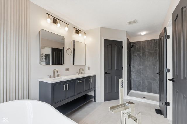 835 Ivy Lane, Carmel, IN 46032