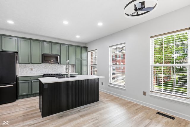 835 Ivy Lane, Carmel, IN 46032
