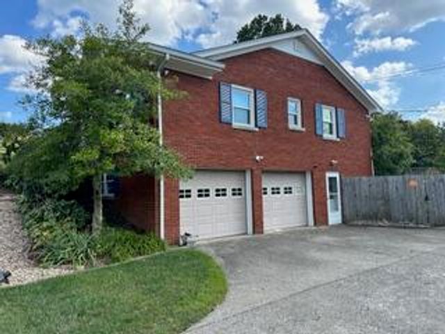 42 Mockingbird Valley Road, Winchester, KY 40391