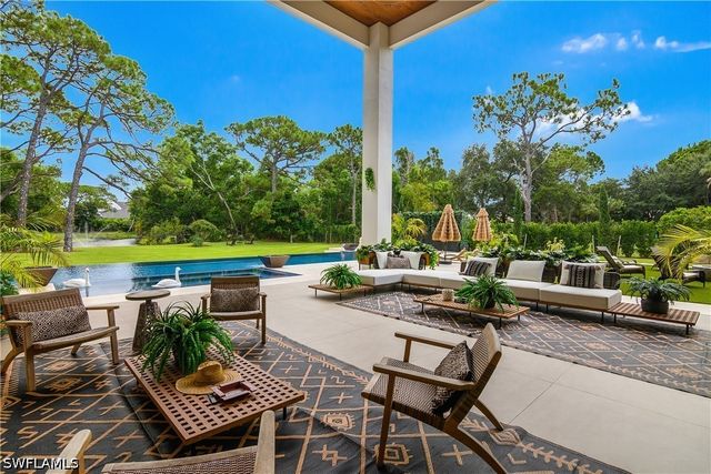 6616 Trail BLVD, Naples, FL 34108
