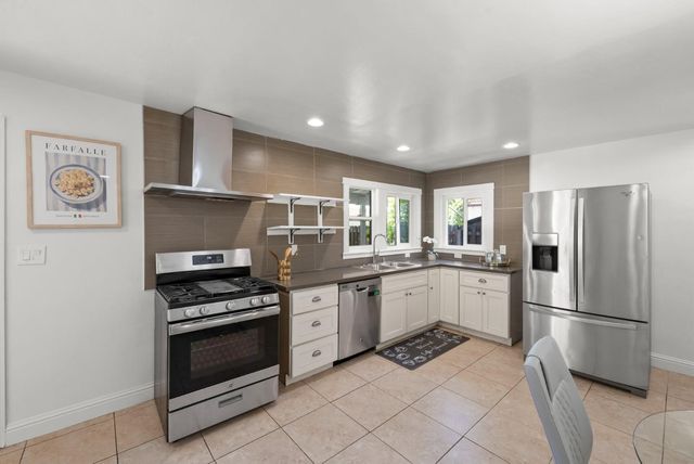 27 Duarte Avenue, Fremont, CA 94536