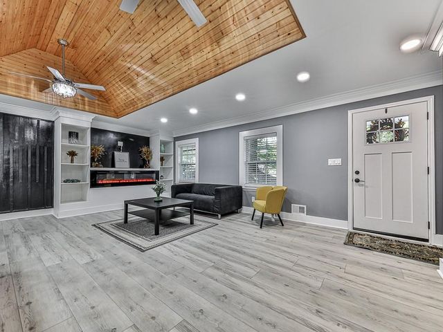 1564 Bubbling Creek Road, Brookhaven, GA 30319