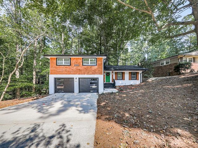 1564 Bubbling Creek Road, Brookhaven, GA 30319