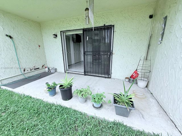 300 NW 42nd Ave 109, Miami, FL 33126