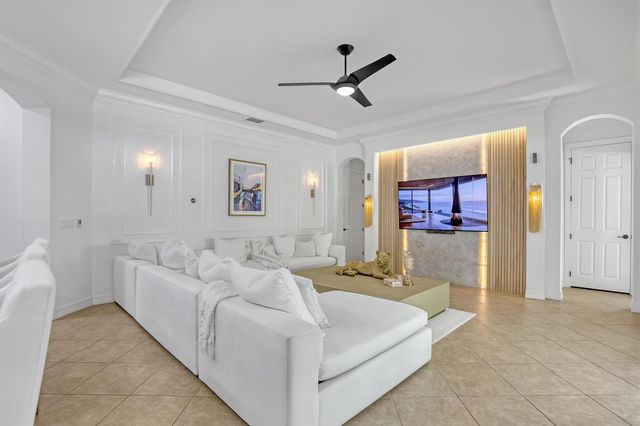 8541 Butler Greenwood Drive, Royal Palm Beach, FL 33411