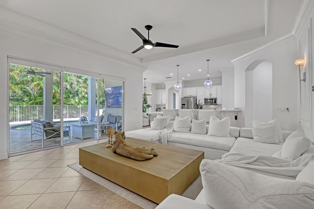 8541 Butler Greenwood Drive, Royal Palm Beach, FL 33411