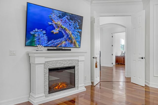 8541 Butler Greenwood Drive, Royal Palm Beach, FL 33411