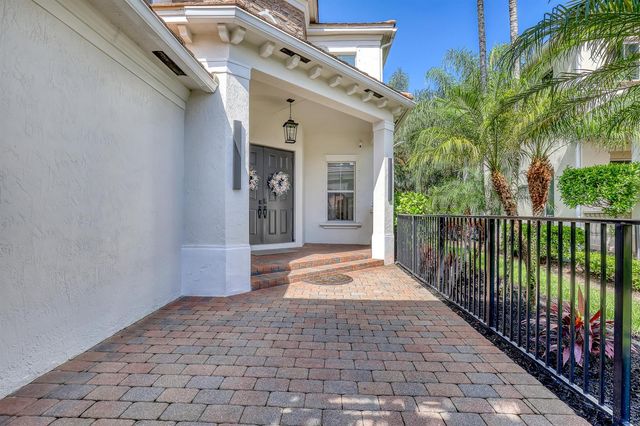 8541 Butler Greenwood Drive, Royal Palm Beach, FL 33411