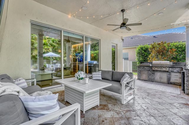 8541 Butler Greenwood Drive, Royal Palm Beach, FL 33411