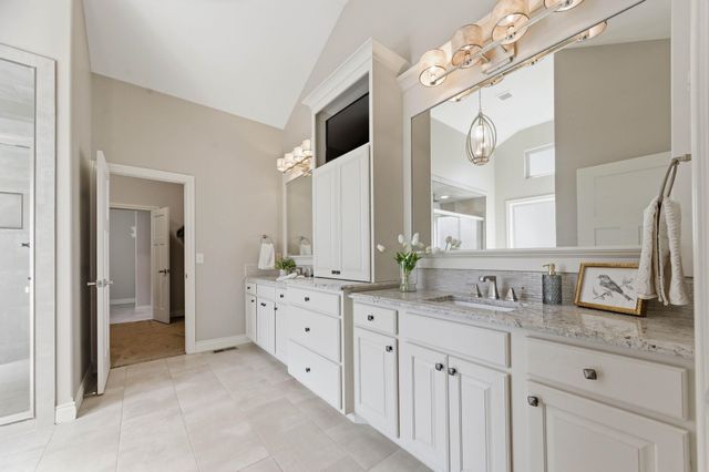 15216 E Summerfield St, Wichita, KS 67230