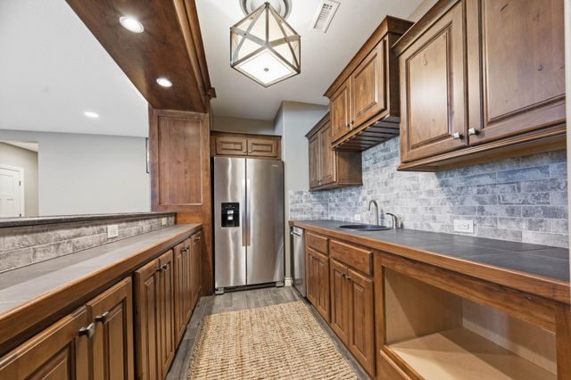 15216 E Summerfield St, Wichita, KS 67230