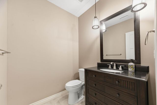 15216 E Summerfield St, Wichita, KS 67230