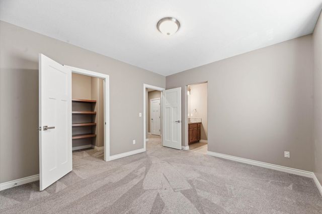 15216 E Summerfield St, Wichita, KS 67230