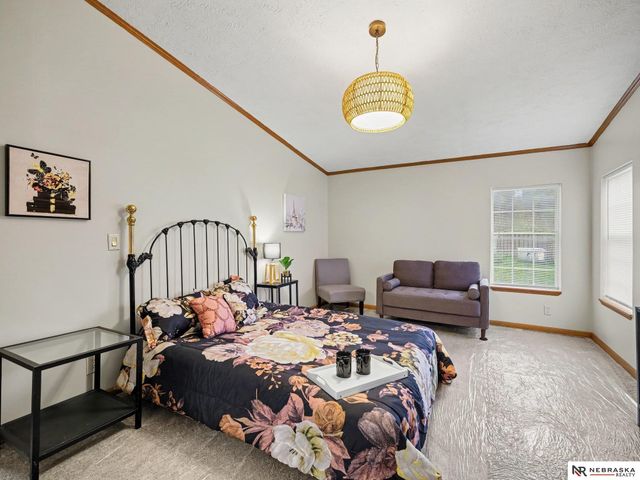 8903 N 79th Street, Omaha, NE 68122