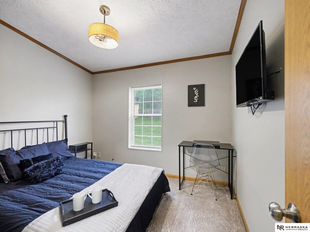 8903 N 79th Street, Omaha, NE 68122
