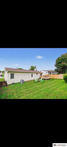 8903 N 79th Street, Omaha, NE 68122
