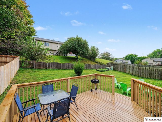 8903 N 79th Street, Omaha, NE 68122