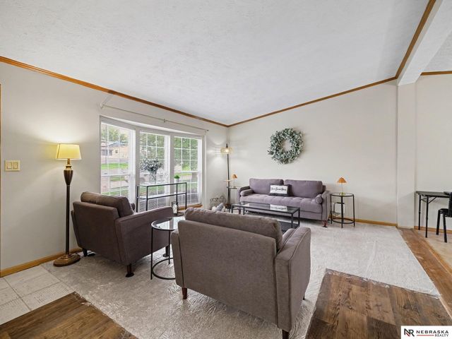 8903 N 79th Street, Omaha, NE 68122