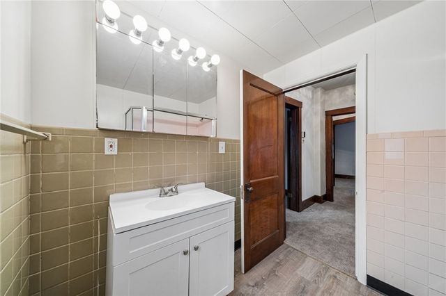 620 Broadway Ave, Stowe Twp, PA 15136